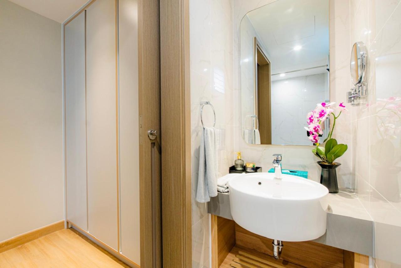 Zenity Luxury Apartment In District 1 Since 2024 مدينة هوشي منه المظهر الخارجي الصورة